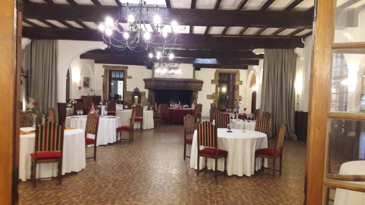 Chateau De Fontager